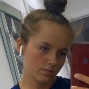 Libby-Mae, 23 (TikTok Star)