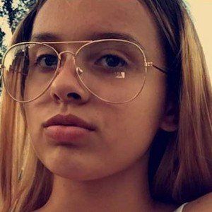 Liddlenique, 24 (Instagram Star)