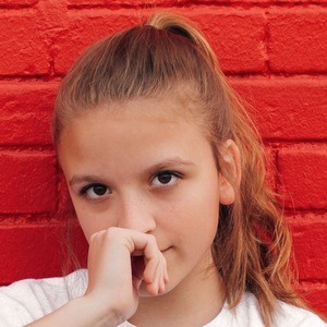 LifeAsJade, 23 (YouTube Star)