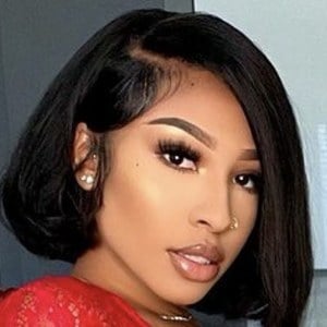 lightskinkim, 32 (Instagram明星)