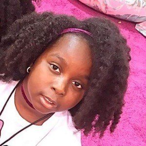 Lil Sis, 17 (YouTube明星)