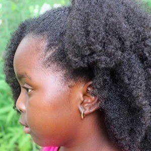 Lil Sis, 17 (Звезда Youtube)