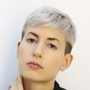 Lilian Gessner, 34 (YouTube明星)