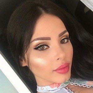 Lillian Safa, 32 (Instagram Star)