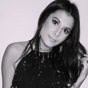 Lilliana Dee, 29 (Estrelas do YouTube)