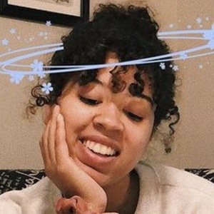 Lillie Holzworth, 26 (TikTok Star)