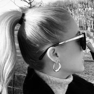 Lilly van Brooklyn, 27 (TikTok Star)