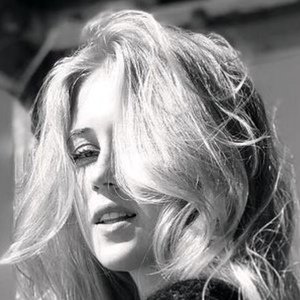 Lilly van Brooklyn, 26 (TikTok Star)