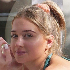 Lily Bowman image 3