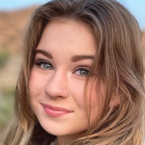 Lily Clem image 1