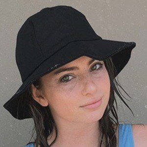 Lily Krongold, 23 (TikTok明星)