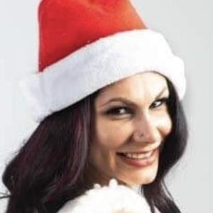 Lily Martins image 5