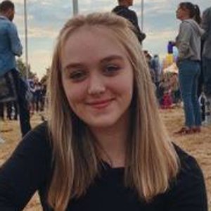 Lily Robertson image 8