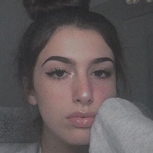 Lily Rosenthall image 6