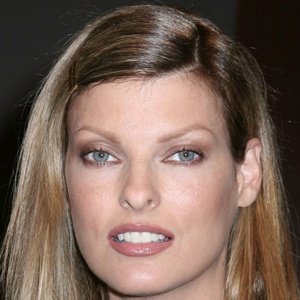 Linda Evangelista, 60 (模特)