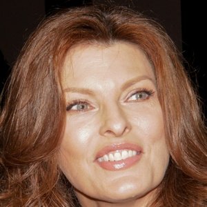 Linda Evangelista, 60 (模特)