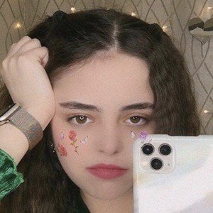 Linda Halab, 25 (YouTube Star)