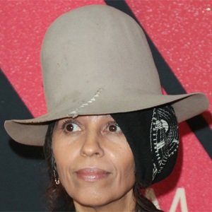 Linda Perry, 60 (词曲作者)