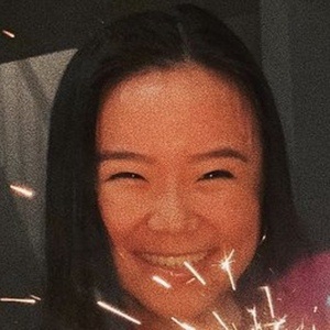 Linda Sun, 24 (Star di YouTube)