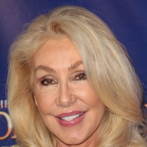 Linda Thompson, 75 (电影女演员)