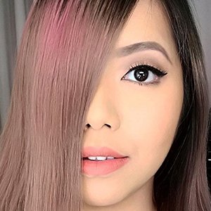 Lindsay Artillero, 34 (Star di YouTube)