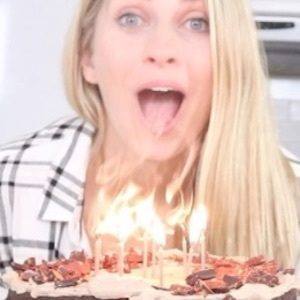 Lindsay Freedman, 40 (Blogger)