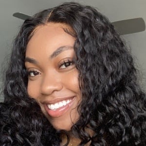 Lindsay Williams, 26 (TikTok Star)