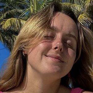 lindsaymjay, 25 (Estrella de TikTok)