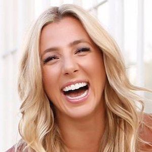 Lindsey Bell, 38 (YouTube明星)