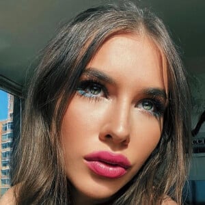 Lindsey Kroning, 27 (TikTok明星)