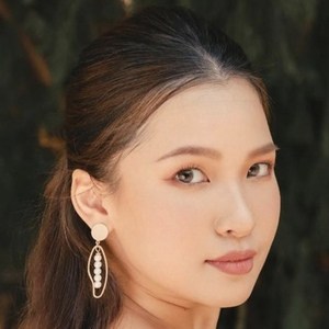 Linh Truong, 33 (YouTube Star)