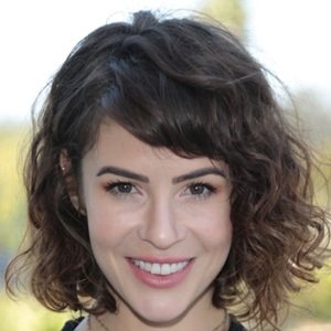 Linsey Godfrey, 37 (肥皂剧女演员)