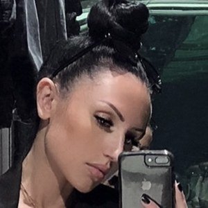 Lisa Brezinski, 37 (Photographer)