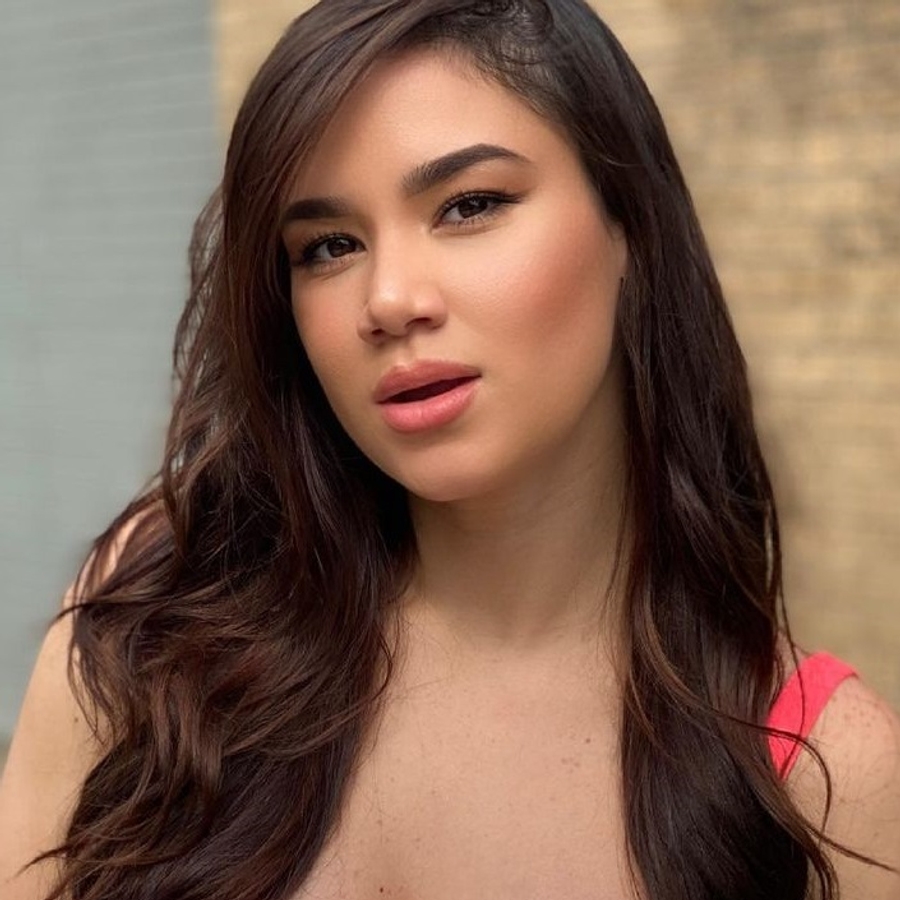 Lissandra Garabito, 33 (TikTok Star)