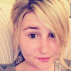 Little Kelly, 28 (YouTube明星)