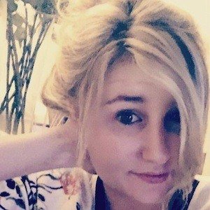 Little Kelly, 30 (YouTube Star)
