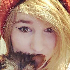 Little Kelly, 30 (YouTube Star)
