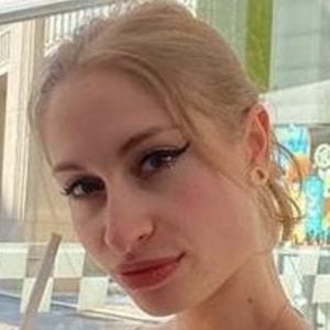 Little Sky, 25 (TikTok明星)