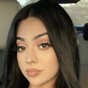 Litzy Torres image 4