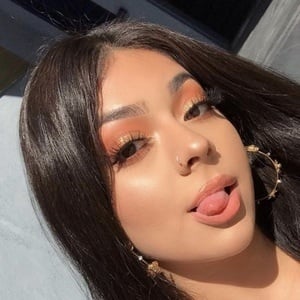 Litzy Torres image 6