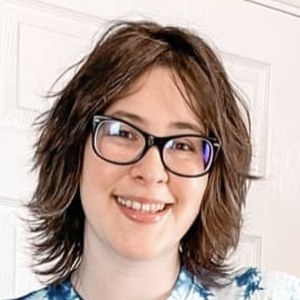 Livia Tov, 30 (TikTok明星)