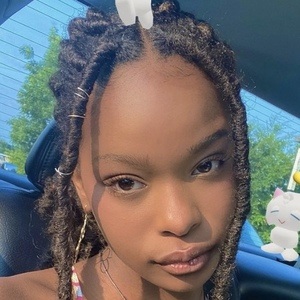 Liviigant, 22 (TikTok Star)