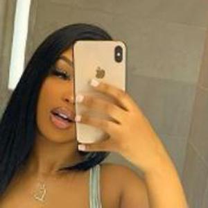 Liyah Mai, 26 (Instagram明星)