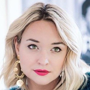 Liz Cherkasova, 38 (Blogger)