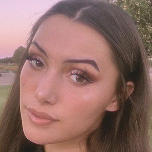 Liz Cruz, 23 (TikTok Star)