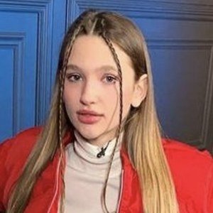 Liza Anokhina, 18 (TikTok Star)