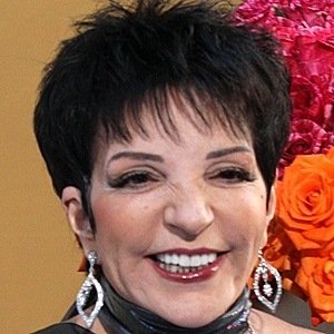 Liza Minnelli image 5