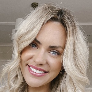 Liza Prideaux, 36 (博主)