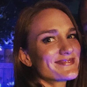 Lizze Gordon, 35 (Podcast Host)