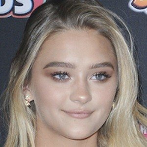 Lizzy Greene, 22 (电视女演员)